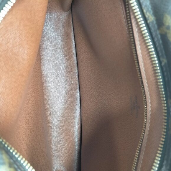 Authentic Louis Vuitton Trocadero 30 Brown Monogram Crossbody Bag mon780-110925 - Picture 10 of 16